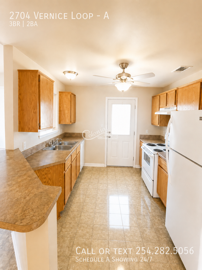 2704 Vernice Loop #A - Photo 5 of 11