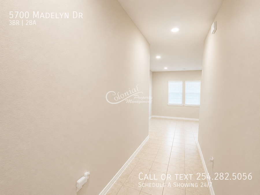 5700 Madelyn Dr - Photo 3 of 28