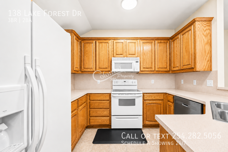 138 Lake Forest Dr - Photo 5 of 21