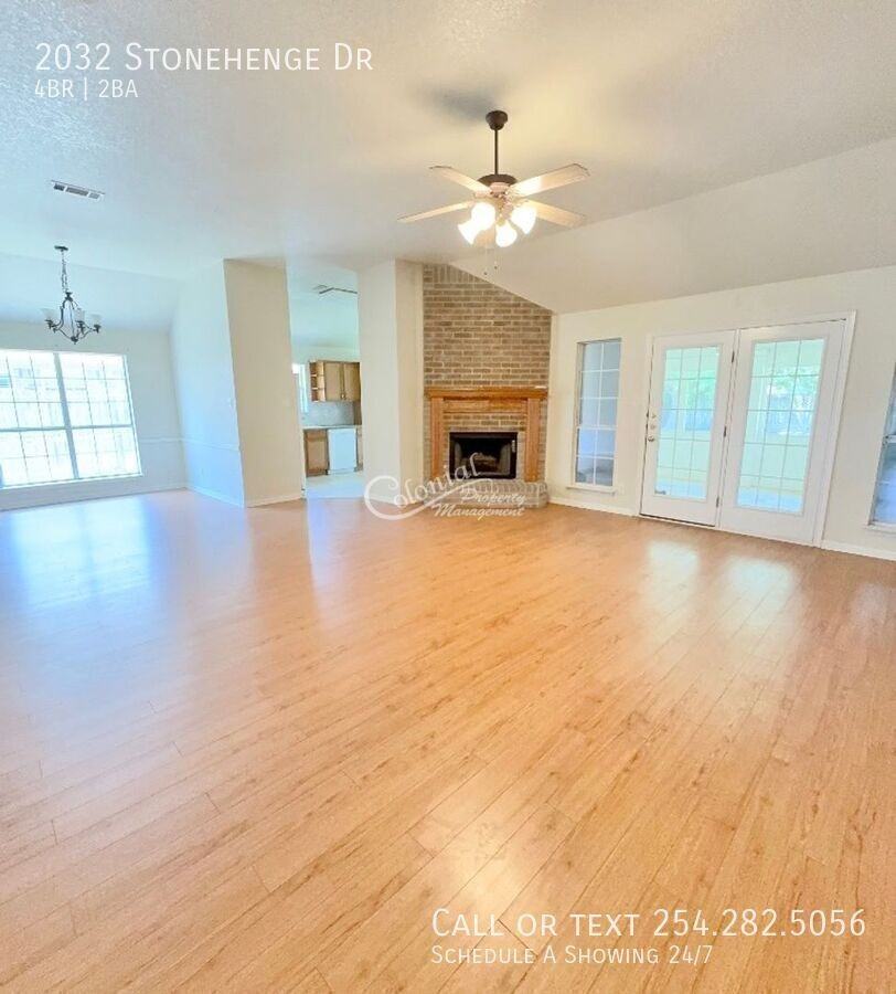 2032 Stonehenge Dr - Photo 3 of 14