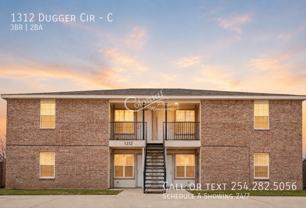 1312 Dugger Cir #C - Photo 1 of 1