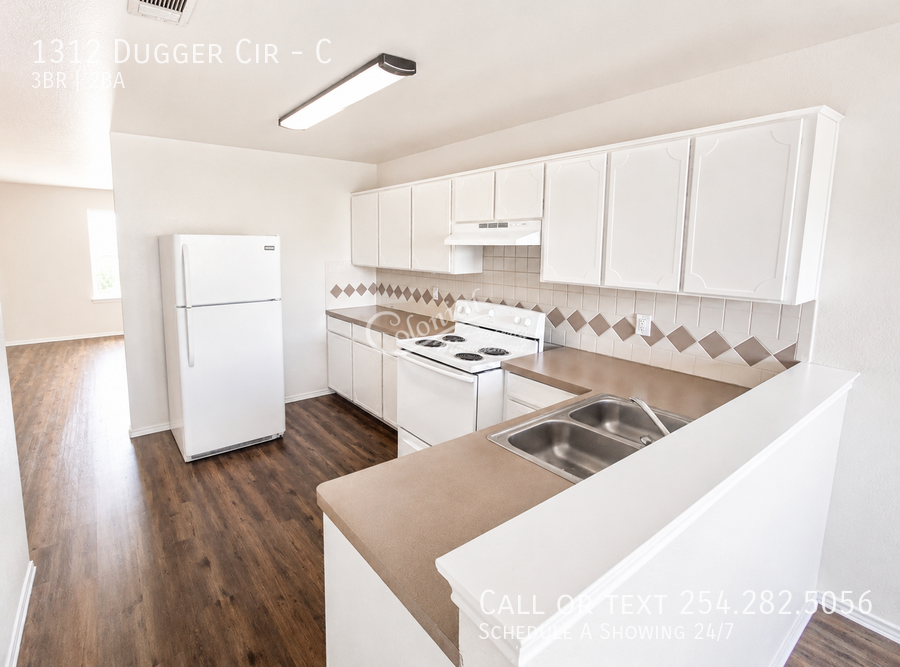 1312 Dugger Cir #C - Photo 6 of 8
