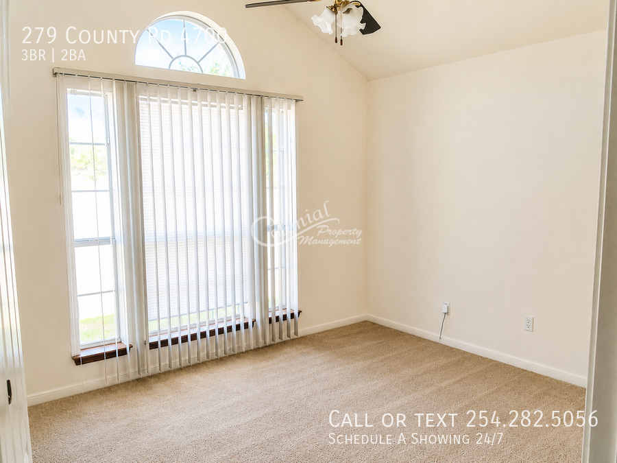 279 County Road 4700 - Photo 7 of 23