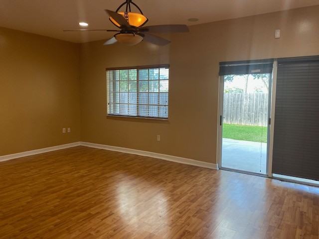 2735 Northeast 42nd Avenue - Photo 7 of 18