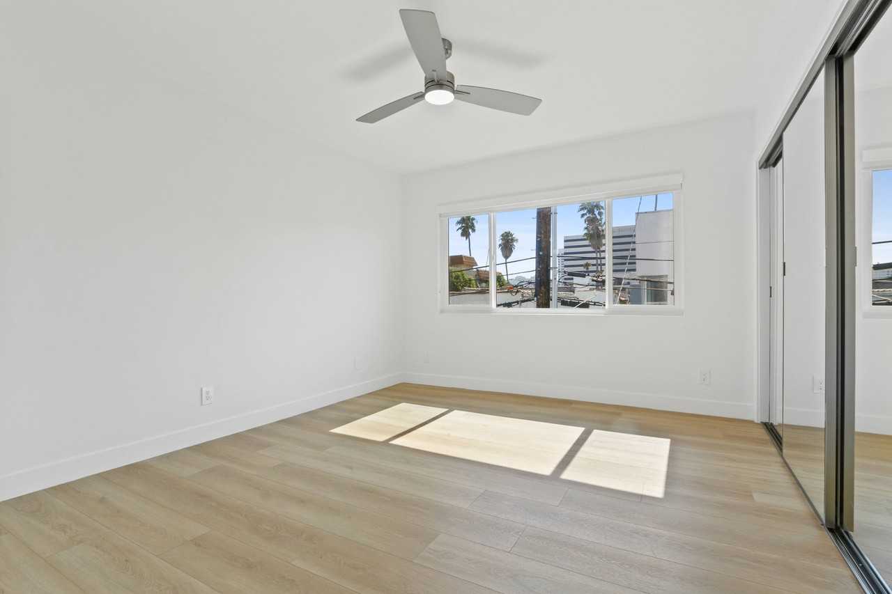 1128 7th Street - Photo 7 of 29