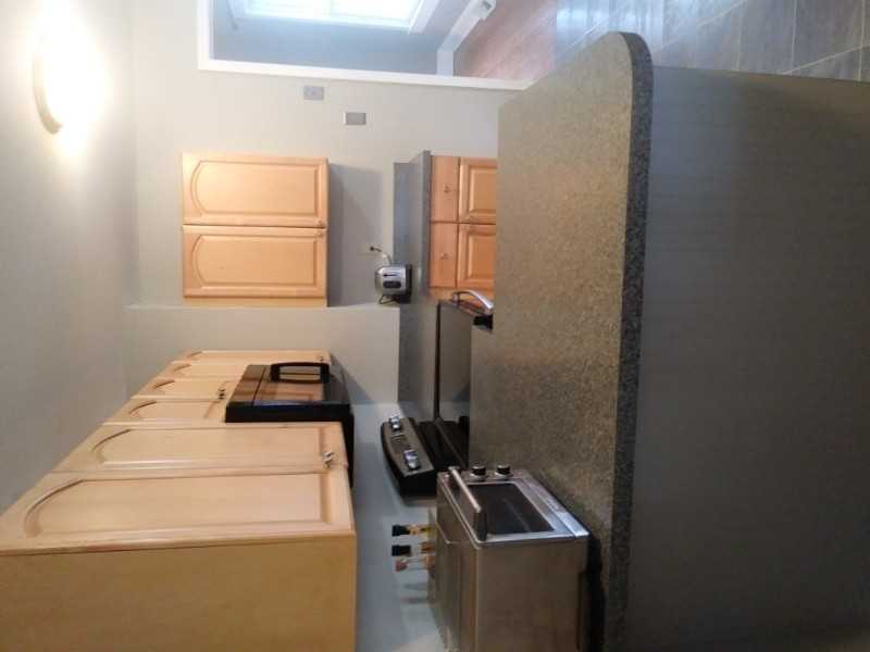 319 Maitland St - Photo 6 of 12