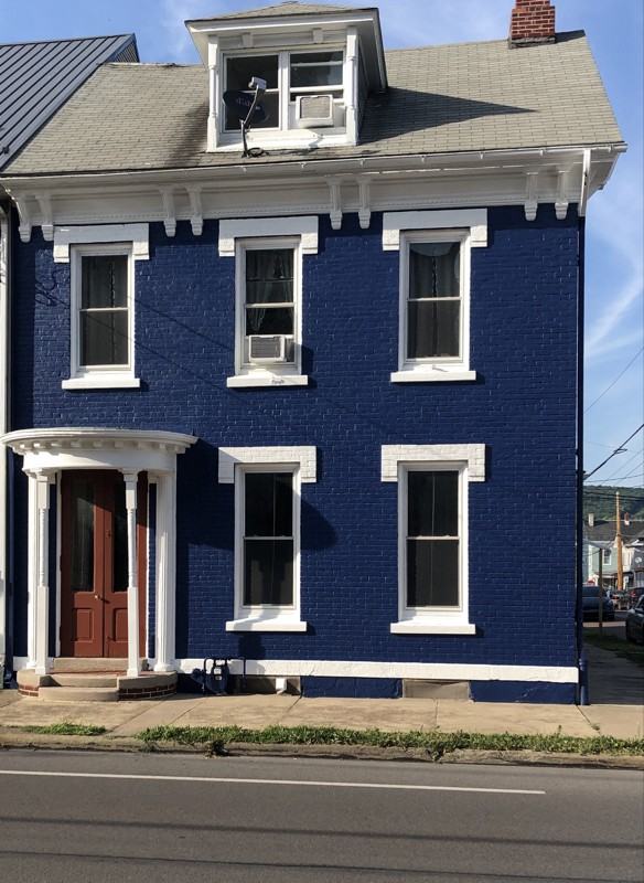159 E Market St #201