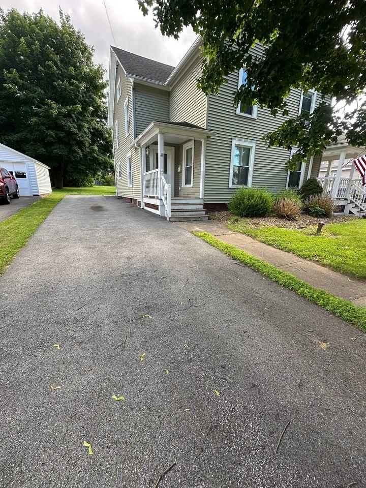 47 Tappan St #1 - Photo 4 of 26