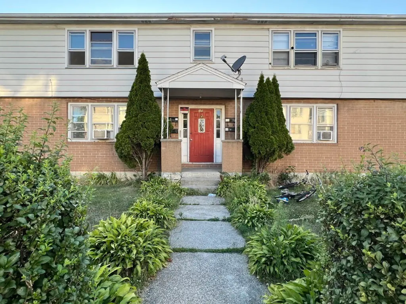 15 Stevens Rd #2L - Photo 2 of 7