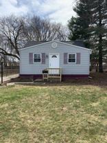 3220 Dakota Ave - Photo 1 of 1