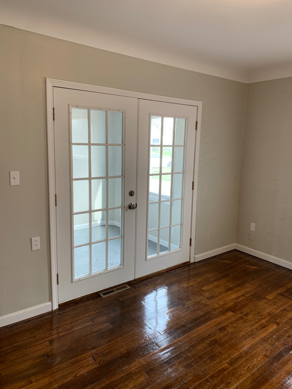 3220 Dakota Ave - Photo 4 of 31