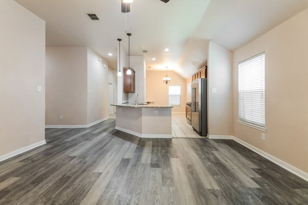 12153 Angel Food Ln - Photo 3 of 16