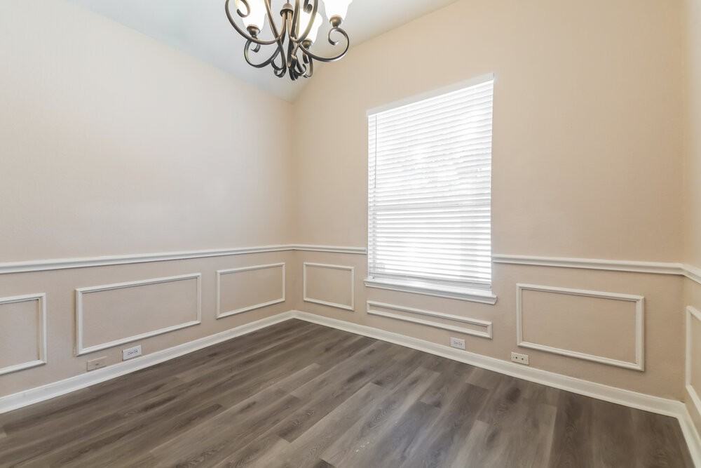 12153 Angel Food Ln - Photo 6 of 16