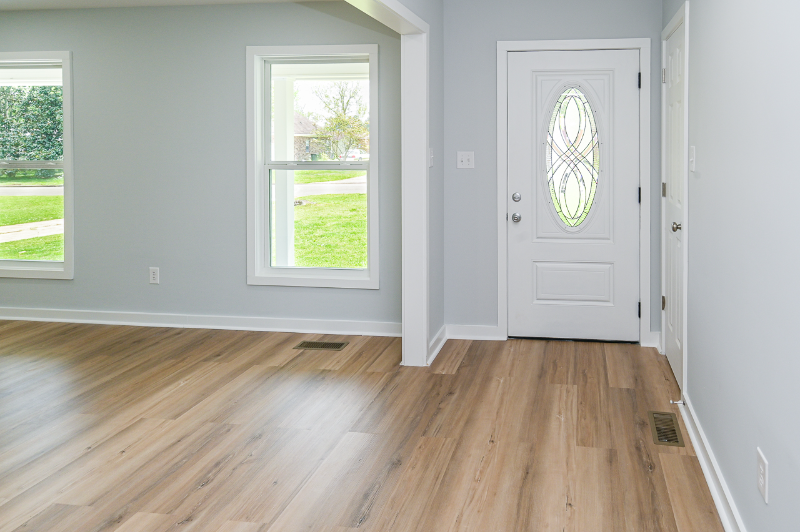 1304 Aston St - Photo 5 of 16