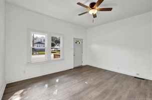 featured image of 829 Meigs Ave