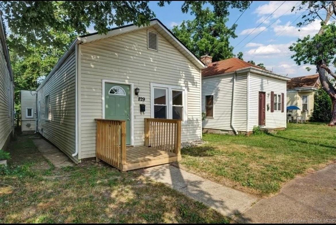 829 Meigs Ave - Photo 3 of 20