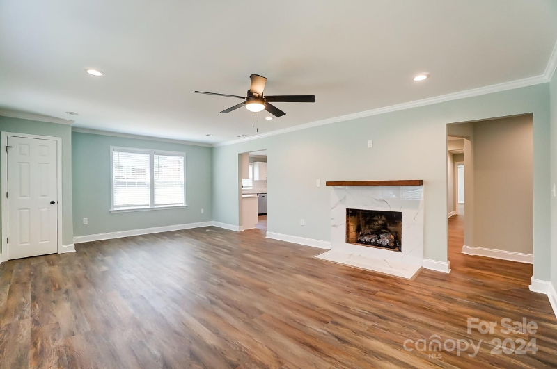 1101 Cherry St - Photo 6 of 20
