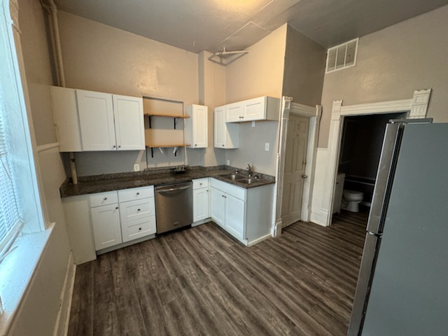 1219 Milwaukee Ave #1 - Photo 2 of 7