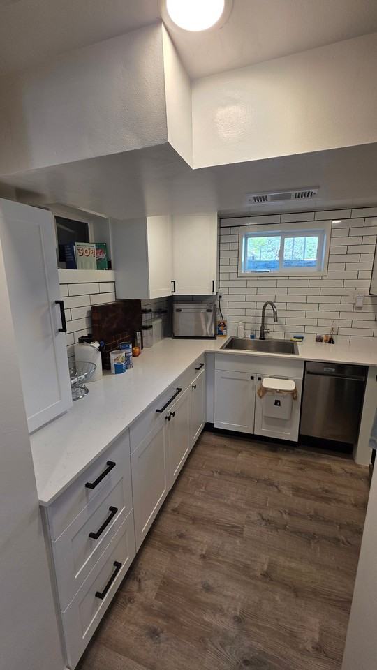 3400 Sw - Photo 2 of 8