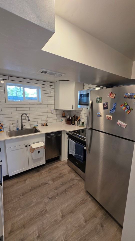 3400 Sw - Photo 3 of 8
