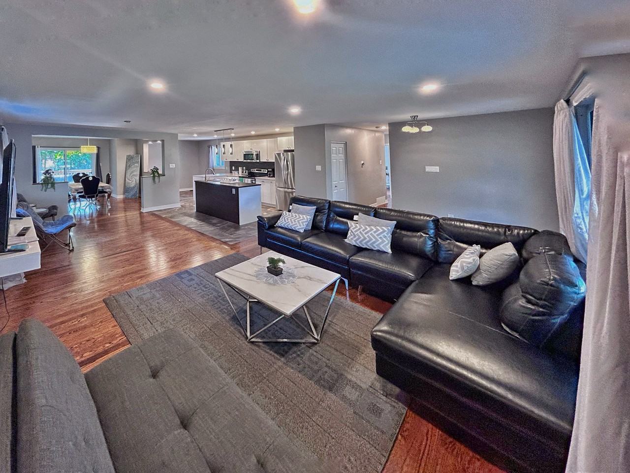 18 Forest Park Avenue - Photo 4 of 13