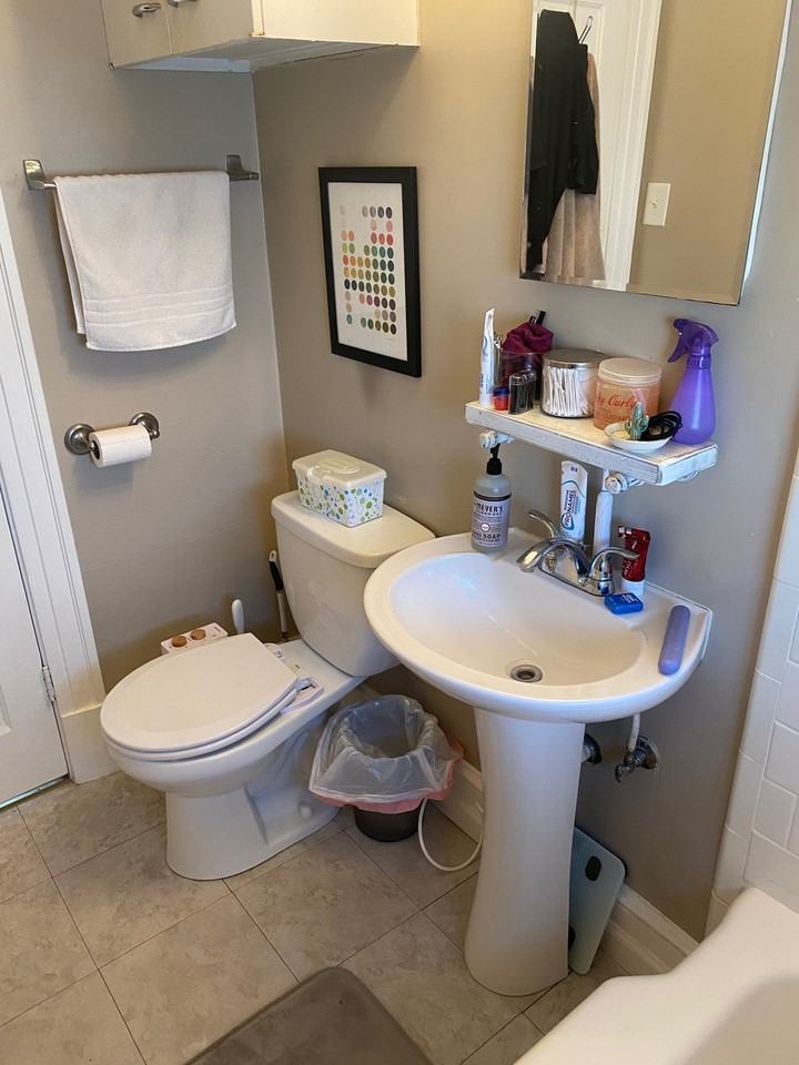 601 Pitt St #2 - Photo 5 of 18