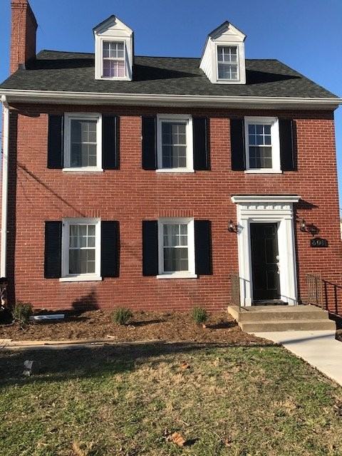 601 Pitt St #2 - Photo 6 of 18