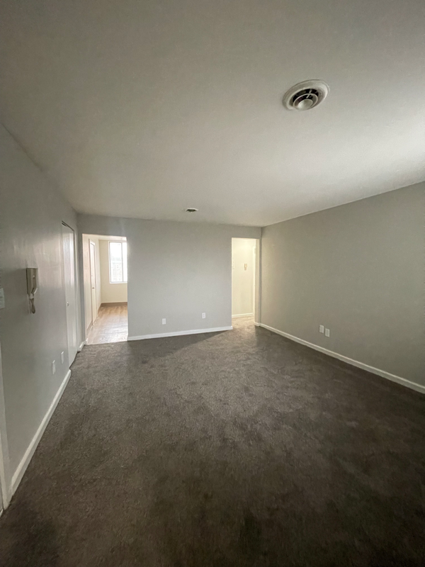 1400 Seward St #305 - Photo 2 of 17