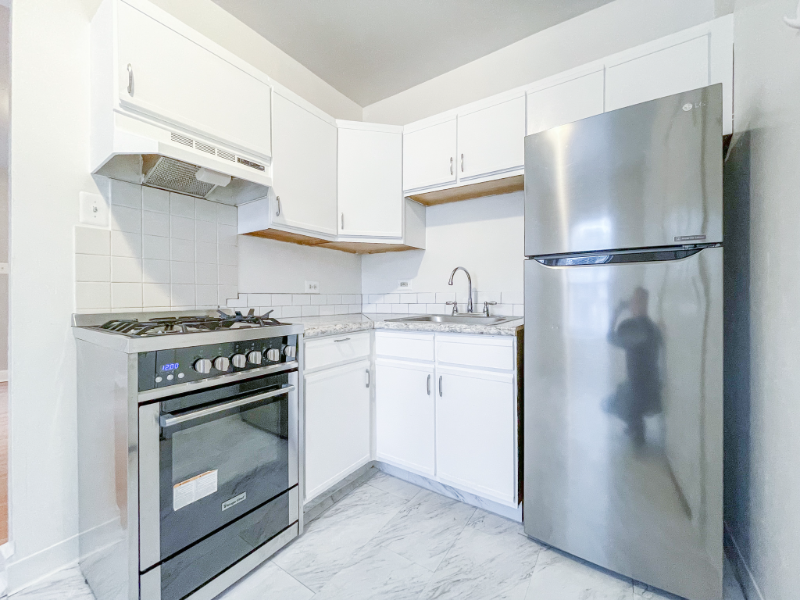 2627 N Spaulding Ave #1 - Photo 2 of 7