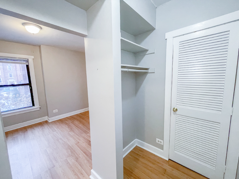 2627 N Spaulding Ave #1 - Photo 4 of 7