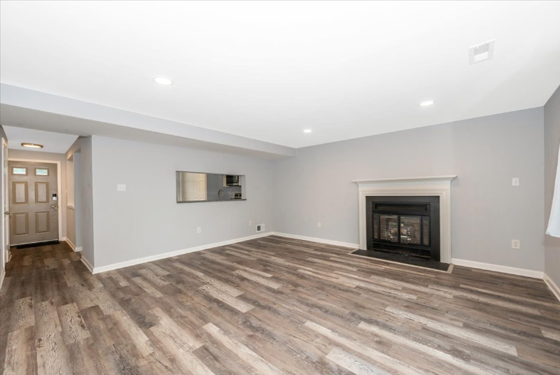 214 Ashfield Ct - Photo 4 of 20
