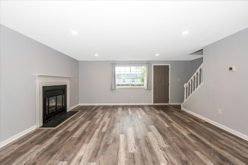 214 Ashfield Ct - Photo 6 of 20