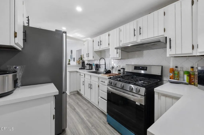 11798 Kagel Canyon St - Photo 5 of 20