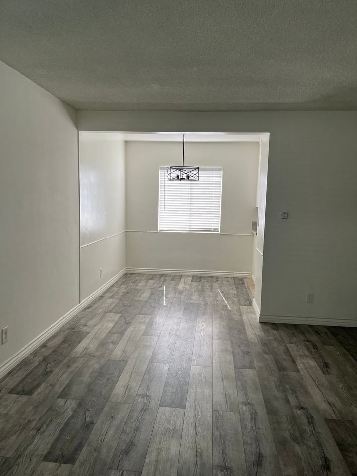 2345 Kansas Ave #24 - Photo 7 of 8