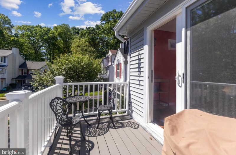 10230 Faire Commons Ct - Photo 4 of 11