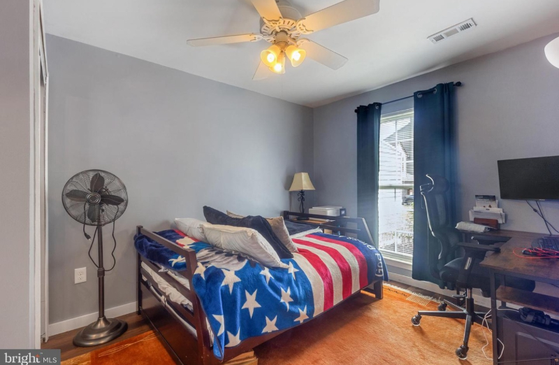 10230 Faire Commons Ct - Photo 6 of 11