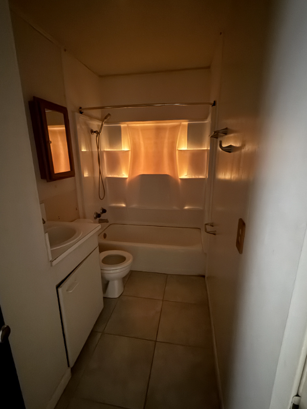 114 Brockton Dr - Photo 5 of 10