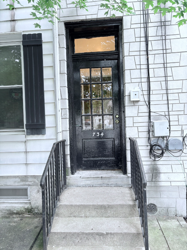 734 W Gordon St - Photo 2 of 21