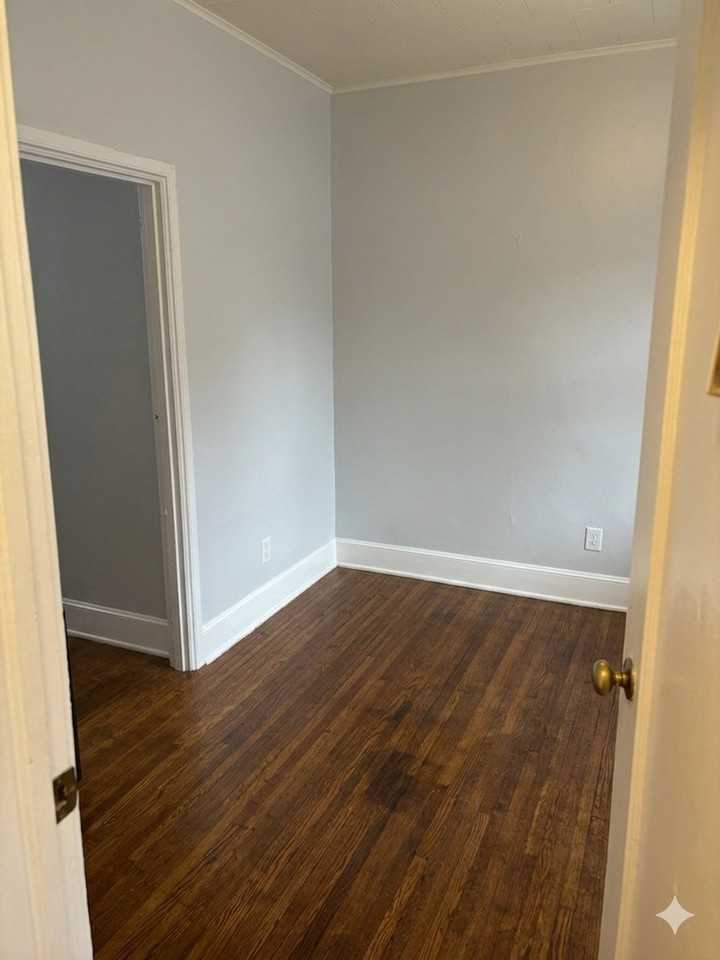 734 W Gordon St - Photo 6 of 21