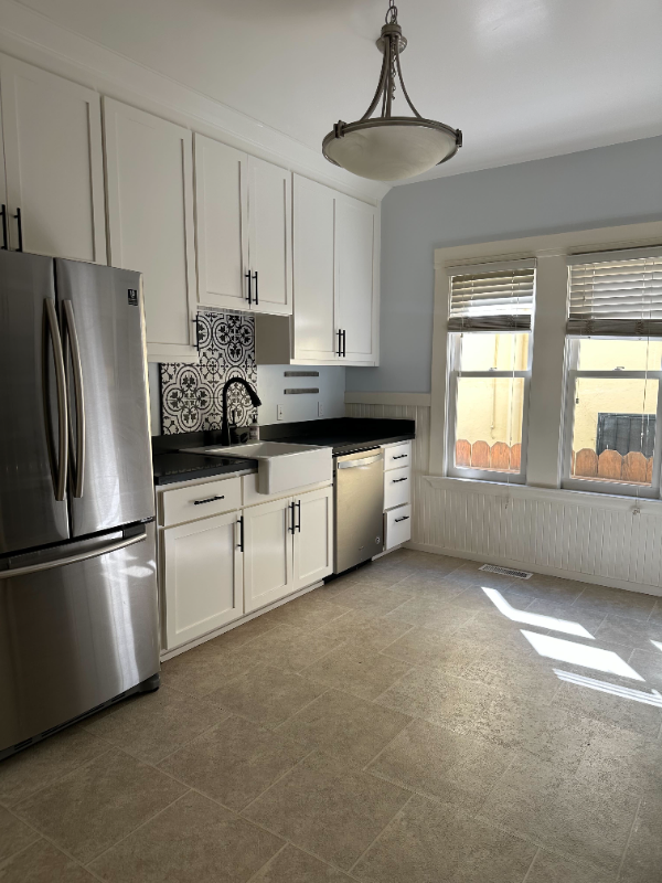 665 43rd St - Photo 7 of 18