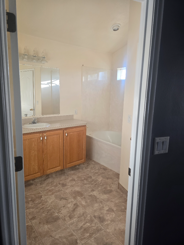 60 Eastsouth - Photo 5 of 9