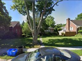 featured image of 2404 Darrow St
