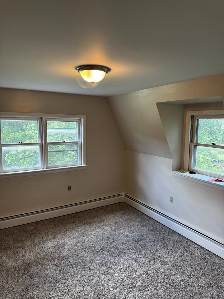 5426 Spring Rd #4 - Photo 3 of 19