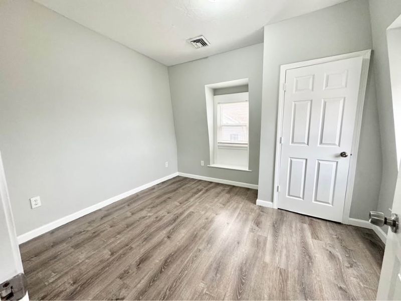 14 Windsor St #F - Photo 6 of 11