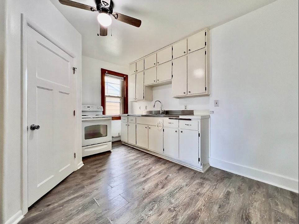 5036 S Packard Ave - Photo 6 of 12