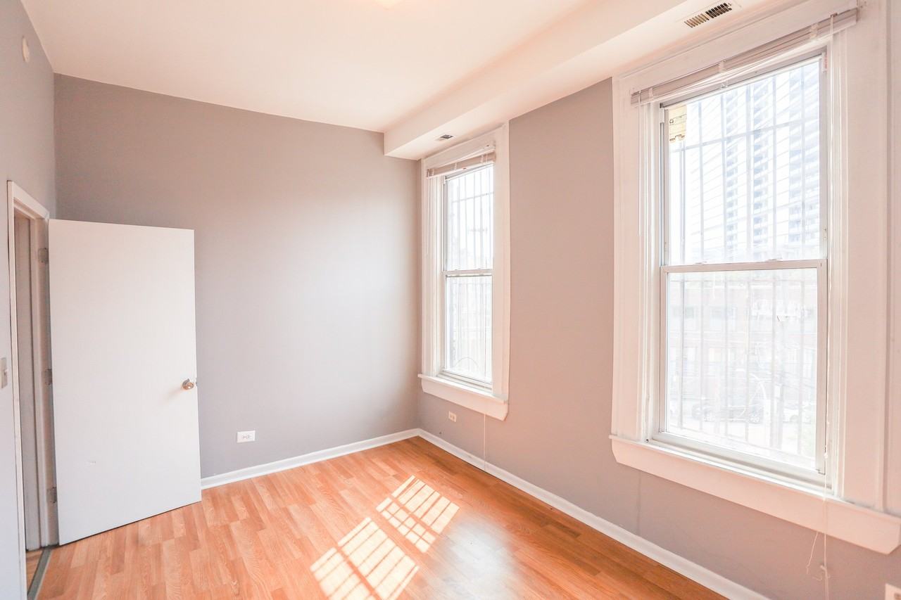 1578 N Clybourn Ave #3 - Photo 7 of 16