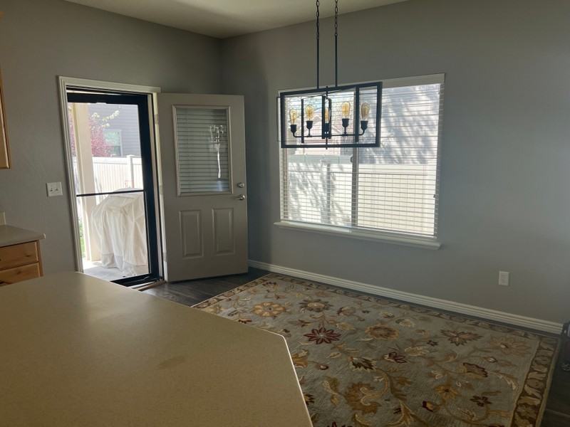 761 W Oak Green Dr - Photo 3 of 19