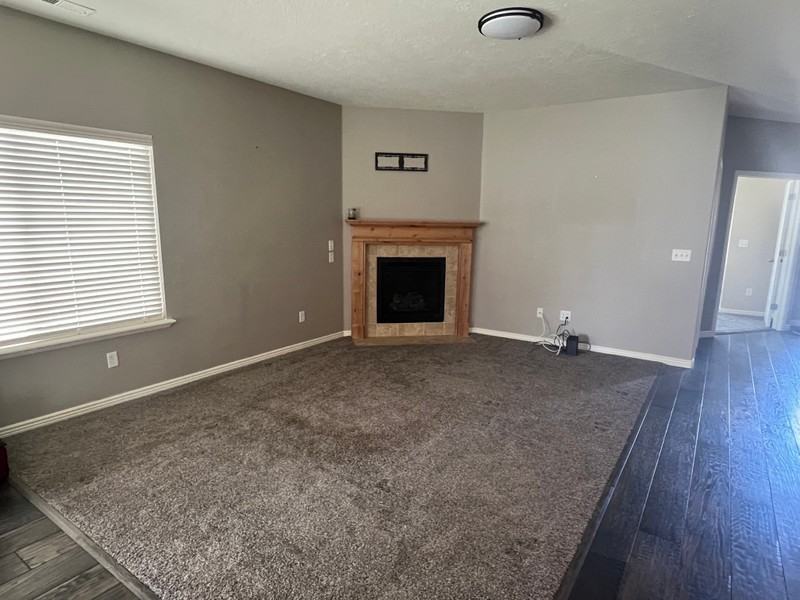 761 W Oak Green Dr - Photo 4 of 19
