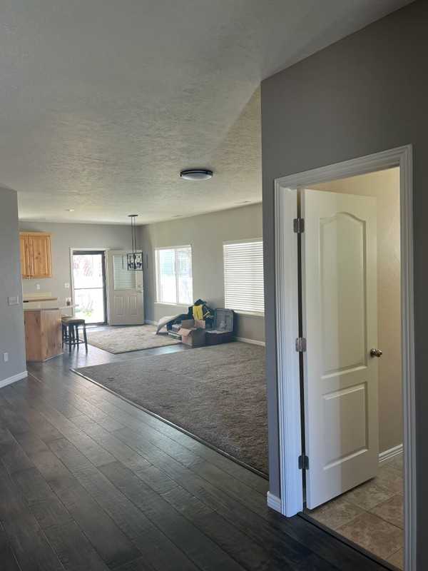 761 W Oak Green Dr - Photo 5 of 19