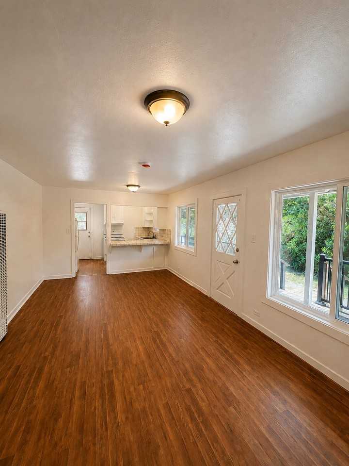14382 Castroville Blvd - Photo 6 of 10